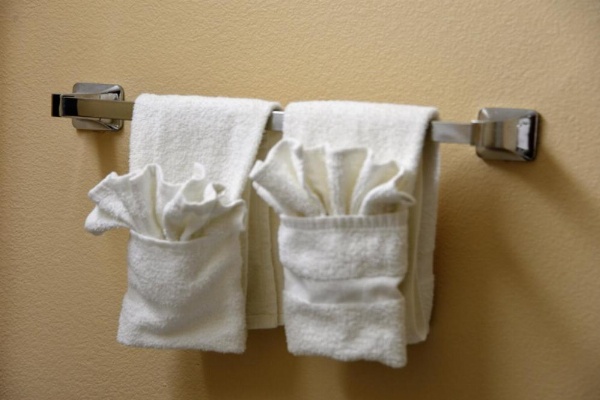 Irish Inn and Suites image 11